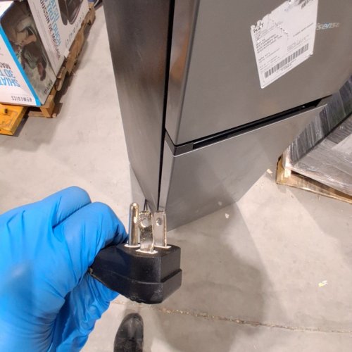 HISENSE STAINLESS STEEL COMPACT REFRIGERATOR WITH TOP MOUNT FREEZER - 4.4 CU.FT (MODEL: HRT044VE) image 7