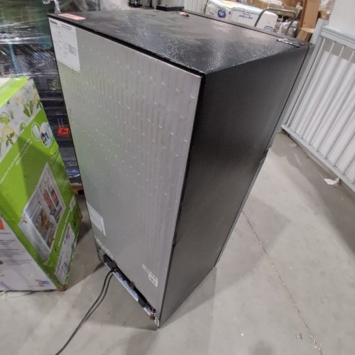 HISENSE STAINLESS STEEL COMPACT REFRIGERATOR WITH TOP MOUNT FREEZER - 4.4 CU.FT (MODEL: HRT044VE) image 8