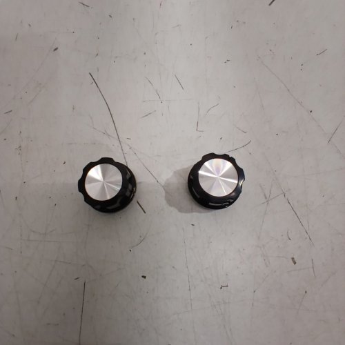 2PK UNIVERSAL STOVE RANGE CONTROL KNOBS - BLACK AND SILVER image 3
