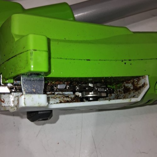 GREENWORKS EXTENDABLE CORDLESS ELECTRIC POLE FOR SAW - 40V - FOR 8" BLADE - EXTENDS TO 8FT - GREEN - (MODEL: 1400017) image 4