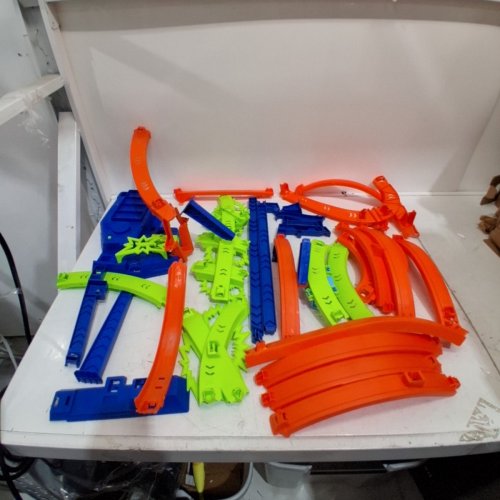 HOT WHEELS ACTION EPIC CRASH DASH TOY CAR TRACK SET - BLUE/GREEN/ORANGE (MODEL-HNL97) image 3