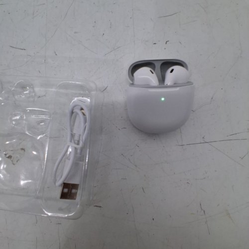 ONN. WIRELESS EARBUDS - WHITE (STYLE: ONN23AA002) image 3