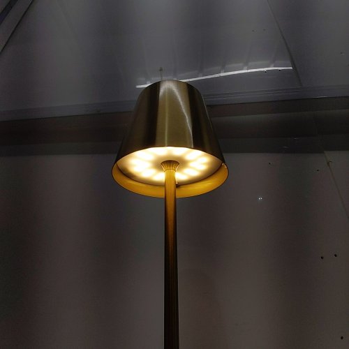 RECHARGEABLE LED TABLE LAMP - GOLD image 2