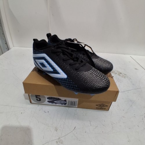 KID'S UMBRO SOCCER FOOTBALL CLEATS - SIZE 5 - BLACK/BLUE (STYLE: 1985170) image 2