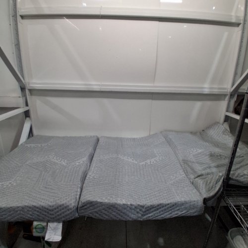 CERTIPUR MEMORY FOAM TRI-FOLD MATTRESS - 38"X74" - GREY image 2