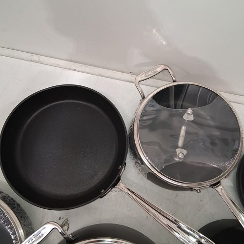 10PC ALL-CLAD HA1 HARD ANODIZED NON-STICK COOKWARE SET - BLACK (MODEL: E100SC64) image 4
