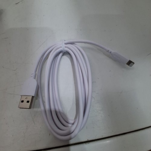 ONN LIGHTNING TO USB-A CHARGING CABLE - 6FT - WHITE image 3