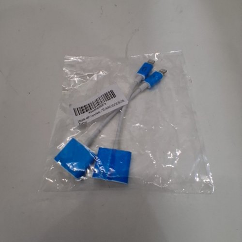 2PK LIGHTNING TO 3.5MM AUX WITH CHARGING PORT FOR APPLE DEVICES - WHITE image 2