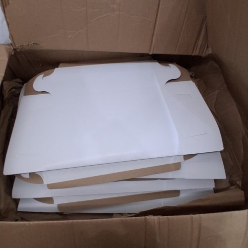 APPROX. 80 FOLDABLE BAKERY BOXES - STANDARD 1/4 SHEET - WHITE image 2