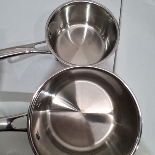 4PC CUISINART SAUCEPAN SET WITH LIDS - 1.5 QT AND 3 QT - STAINLESS STEEL image 3