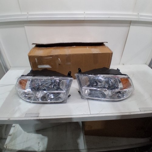 2PC HEADLIGHT REPLACEMENT ASSEMBLY FOR 2009-2018 DODGE RAM 1500/2500/3500 - LEFT AND RIGHT - BLACK HOUSING CLEAR CORNERS/LENS - (MODEL: DGPU09V2.00.H) image 2