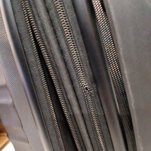 AMAZONBASICS HARDSIDE SPINNER LUGGAGE - 21" - SMALL - BLACK image 5