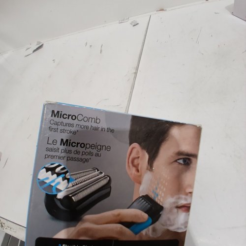 BRAUN SERIES S3 PROSKIN MEN'S ELECTRIC FOIL SHAVER / RECHARGEABLE ELECTRIC RAZOR, WET & DRY - BLUE (MODEL: 3040S 5416) image 3