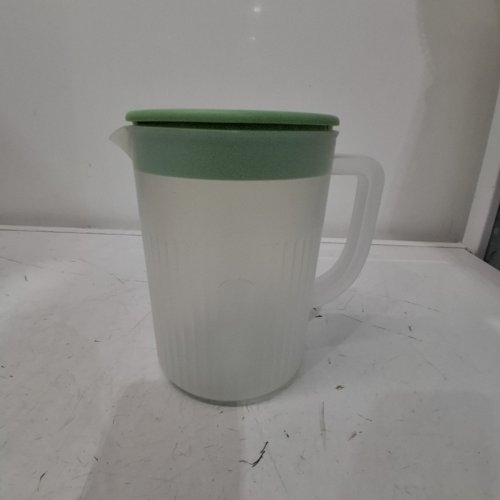 PLASTIC WATER PITCHER WITH LID - 2.7L - CLEAR/GREEN image 2