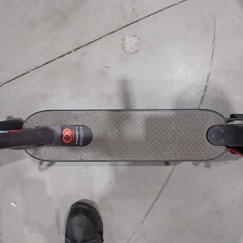 GYROCOPTERS ELECTRIC SCOOTER FOR ADULTS & TEENS WITH APP - 350W - 30KM RANGE - BLACK (MODEL: J30) image 6