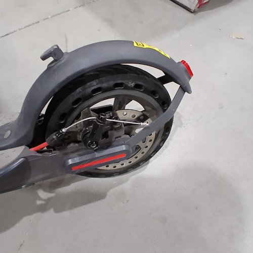 GYROCOPTERS ELECTRIC SCOOTER FOR ADULTS & TEENS WITH APP - 350W - 30KM RANGE - BLACK (MODEL: J30) image 7
