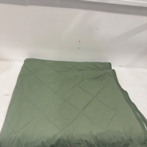 BELOW ZERO REVERSIBLE COOLING THROW BLANKET - 60" X 70" - GREEN HEATHER (MODEL: 1991350) image 2