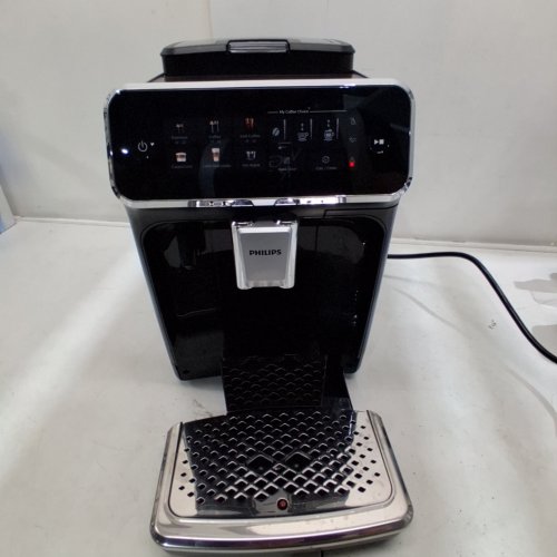 PHILIPS 3300 SERIES FULLY AUTOMATIC ESPRESSO MACHINE WITH LATTEGO MILK SYSTEM AND INTEGRATED GRINDER - GLOSSY BLACK (MODEL:EP3341/50) image 3