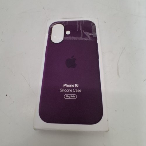 APPLE SILICONE CASE WITH MAGSAFE FOR IPHONE 16 - PLUM (MODEL: A3313) image 3