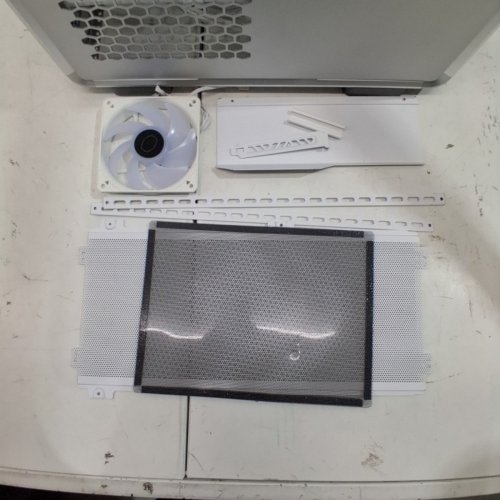 MASTERFRAME 400 MESH COMPUTER CASE - WHITE (MODEL: MF400MSHNN) image 4
