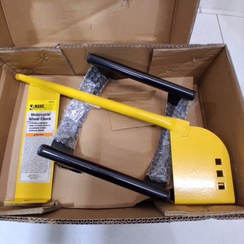 MAXXHAUL MOTORCYCLE MOUNTED WHEEL CHOCK - YELLOW / BLACK image 3