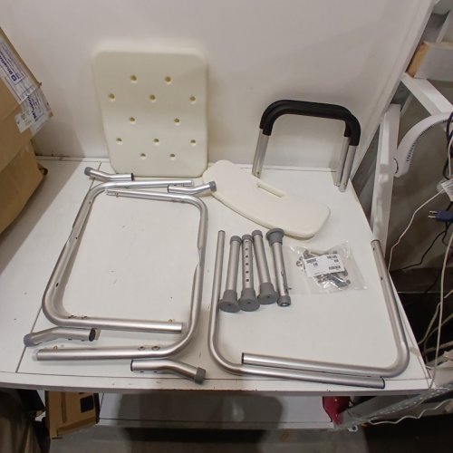 VEVOR NON-SLIP ADJUSTABLE HEIGHT SHOWER/BATH CHAIR - 350LB - WHITE/SILVER (MODEL: 402B) image 2