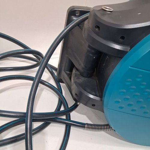 PAULINN RETRACTABLE GARDEN HOSE REEL WITH 180° SWIVEL BRACKET - 1/2" X 100FT - BLUE image 3