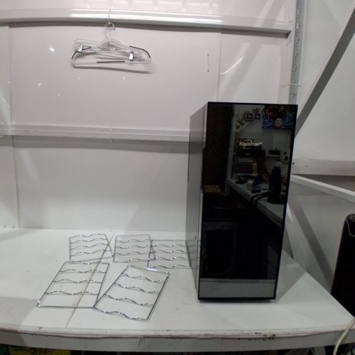 KOOLATRON URBAN SERIES THERMOELECTRIC WINE CELLAR - 12 BOTTLE CAPACITY - BLACK (MODEL#: WC12MG) image 4