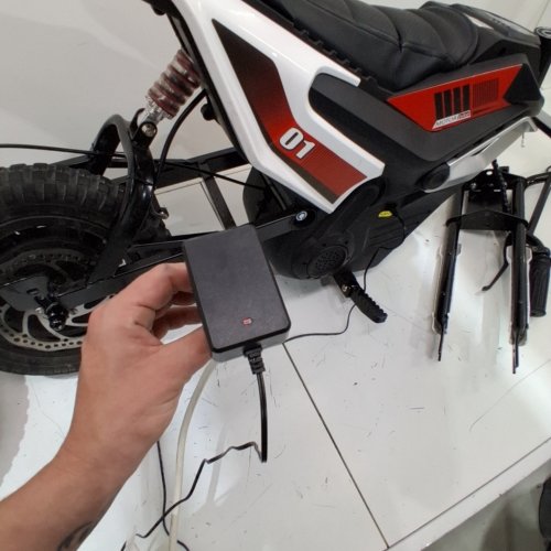 KIDS GARVEE ELECTRIC DIRT BIKE WITH REAR SUSPENSION, MUSIC & RUBBER TIRES - 350W - 13.7MPH - 24V - WHITE/MULTICOLOR (MODEL:JC310A) image 2