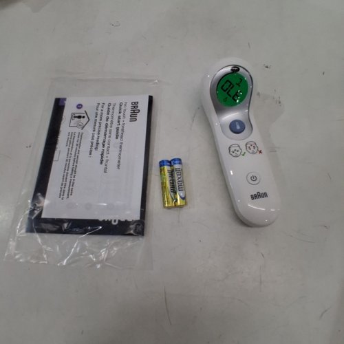 BRAUN NO TOUCH + FOREHEAD BATTERY OPERATED THERMOMETER - WHITE (MODEL: BNT300CA) image 4