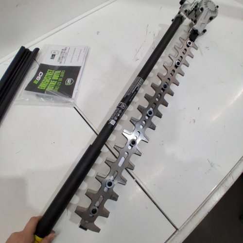 EGO POWER PLUS MULTI HEAD SYSTEM CARBON FIBER HEDGE TRIMMER ATTACHMENT - 20" - BLACK/GREEN (MODEL: HTA2020) image 4
