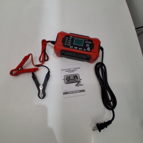 COREBOX 12V CAR BATTERY CHARGER & MAINTAINER - RED/BLACK (MODEL: H-6CS) image 3