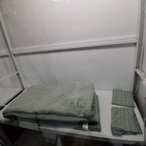 3PC BETTER HOMES & GARDENS COMFORTER SET - DOUBLE/QUEEN - SAGE GREEN image 3