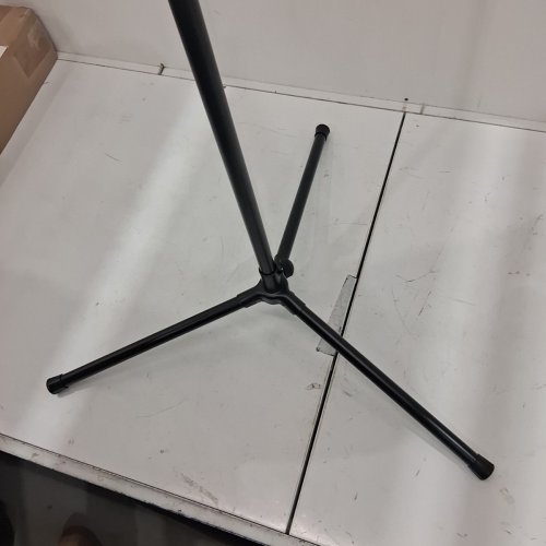 AMAZON BASICS HEIGHT-ADJUSTABLE TRIPOD BOOM MICROPHONE STAND - 3.3FT - 5.6FT WITH CLOTHESPIN MIC CLIP image 3