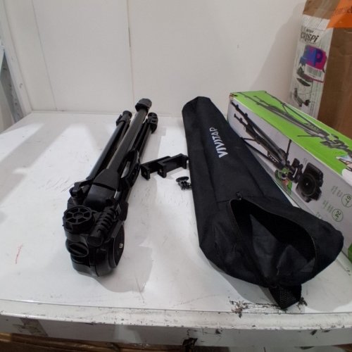VIVITAR PRO CAMERA TRIPOD - 67" - BLACK (MODEL: VIVVPT4867-FR-NOC) image 2