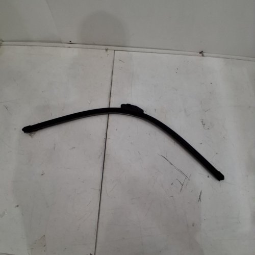 RAIN-X LATITUDE WINDSHIELD WIPER BLADE - 28" - FITS MULTIPLE MAKES & MODELS - BLACK image 3