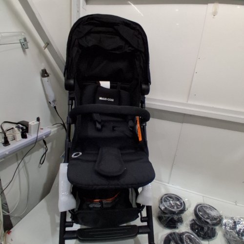MAXI-COSI LARA ULTRACOMPACT STROLLER - ESSENTIAL BLACK (MODEL: 01323CFNA) image 4