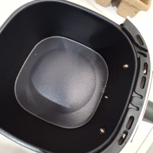 BEAUTIFUL DIGITAL AIR FRYER WITH TOUCH-ACTIVATED DISPLAY, 3 QT - WHITE ICING (MODEL: EK-60 X 121) image 4