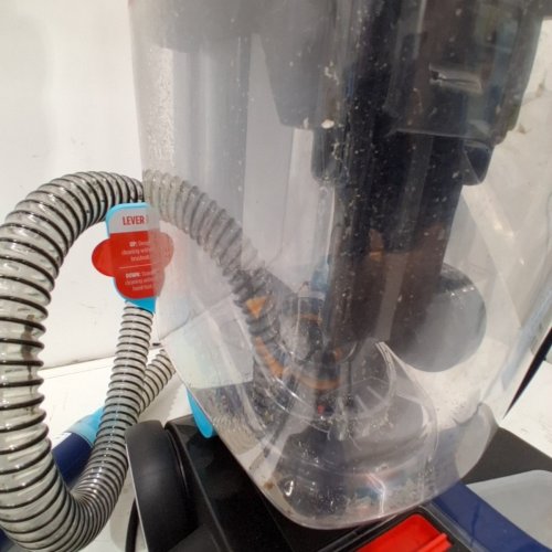 SHARK CARPET XPERT WITH STAIN STRIKER CARPET CLEANER WITH STAIN CREVICE AND HOSE ATTACHMENTS (MODEL: EX200C) image 4