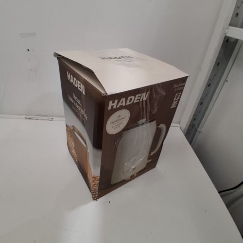 HADEN ELECTRIC KETTLE - 1.7L - HEARTH AND HAND WITH MAGNOLIA EXCLUSIVE - SOUR CREAM WHITE/GOLD image 6