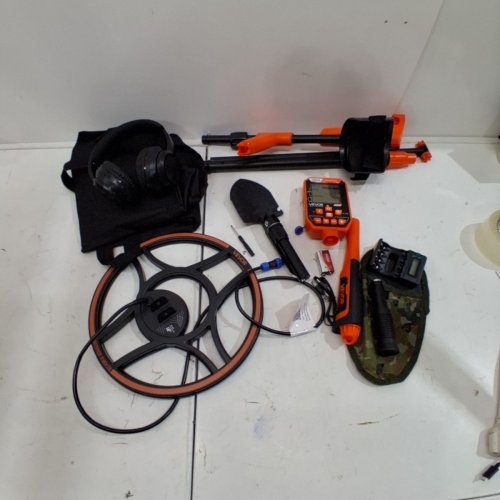 WATERPROOF METAL DETECTOR - 12" COIL - 39" TO 50" LENGTH - LCD SCREEN WITH 7 MODES AND HEADSET - IP68 WATER PROTECTION - ORANGE/BLACK (MODEL: TS185) image 5