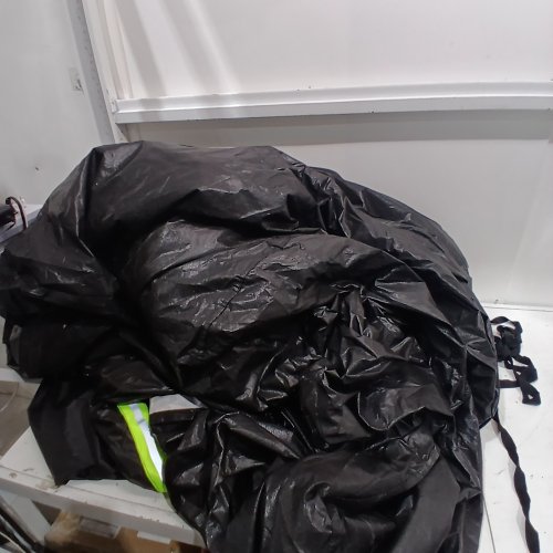 FAVOTO WATERPROOF OUTDOOR CAR COVER - FITS 177"-193" - BLACK image 2