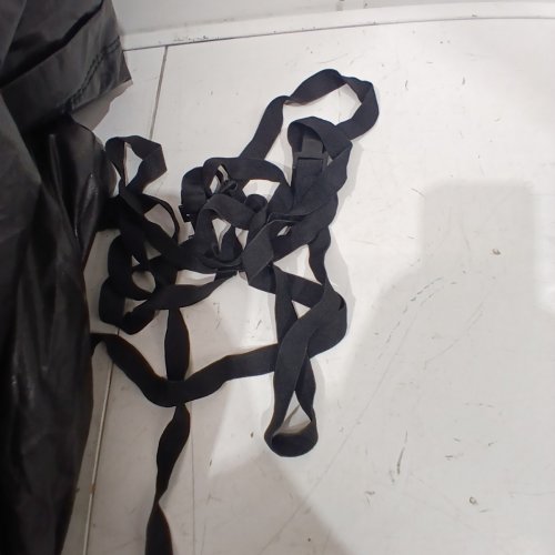 FAVOTO WATERPROOF OUTDOOR CAR COVER - FITS 177"-193" - BLACK image 4