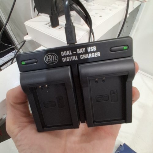 BM PREMIUM DUAL BAY BATTERY CHARGER FOR CANON DIGITAL CAMERA *CHARGER ONLY* - FITS LP-E12 (MODEL: BM-2B8) image 2