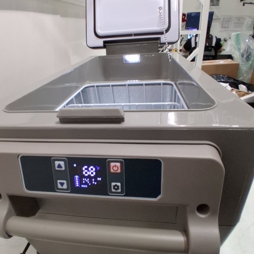EUHOMY PORTABLE ELECTRIC CAR COOLER WITH APP CONTROL - 32QT - GREY/BLACK (MODEL: CF001-35GR) image 2