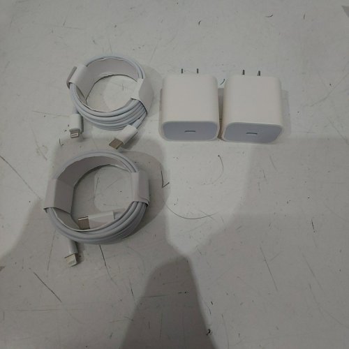 2PK USB C TO LIGHTNING CHARGING CABLE WITH WALL BLOCK - WHITE image 2
