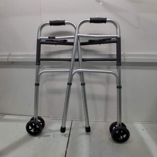 MEDLINE BARIATRIC 2-BUTTON FLODING WALKER - 500LBS MAX - SILVER (MODEL: MDS86410XWW) image 2
