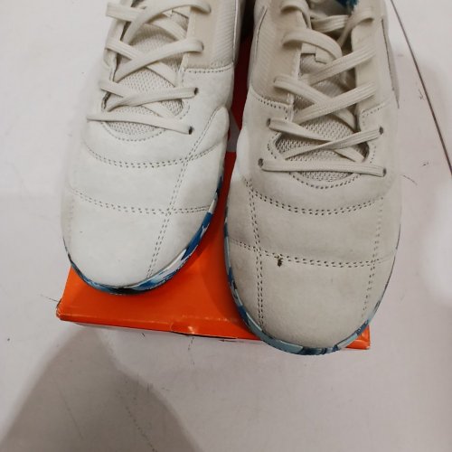 MEN'S NIKE PREMIER II SALA IC INDOOR SPORT & FOOTBALL SHOES - SIZE 10 - OATMEAL, LASER BLUE image 4