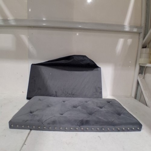B FSOBEIIALEO VELVET STORAGE OTTOMAN BENCH - 15" X 15" X 30" - GREY image 4