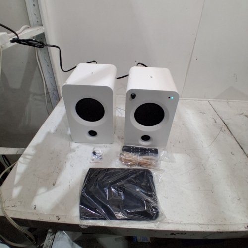 2PC KANTO REN POWERED BOOKSHELF SPEAKERS WITH HDMI-ARC - 7" X 8.5" X 10.9" - WHITE (MODEL: RENMB) image 4